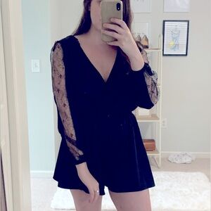 Lulu’s Black Romper with Lace Sleeve